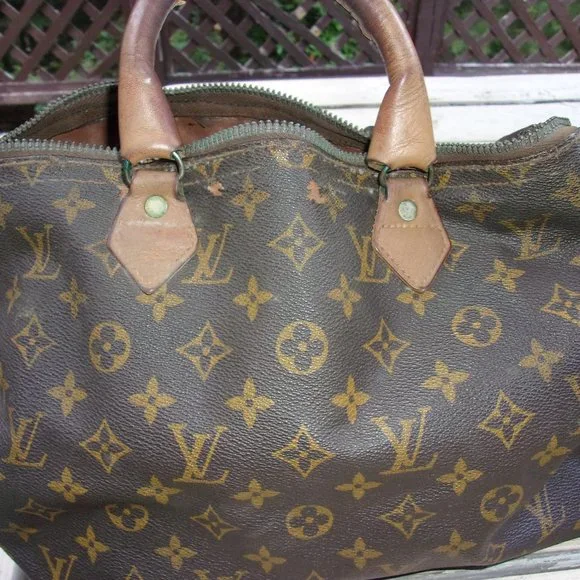 dark louis vuitton bag